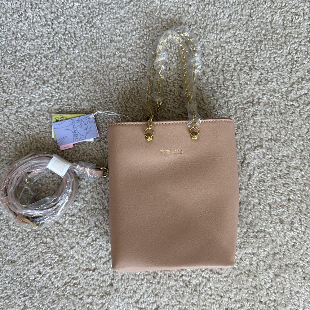 NWT Pixie Mood Women’s Vegan Naomi Phone Crossbody Bag